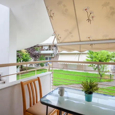 דירה Nikiforos Family Apartment